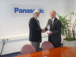 Produktbild från företaget Farnell Components AB - Farnell tilldelas Panasonic Distributor of the Year Award